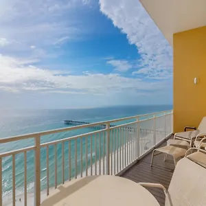 Apartment Sterling Reef 1904, 2 Bedroom, Penthouse, Beach Front, Pool, Sleeps 6, Panama City Beach